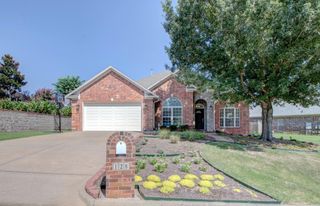 128 Mountain Valley Dr., Maumelle, AR 72113