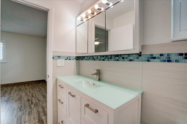 2198 SW 12th Avenue, Boynton Beach, FL 33426