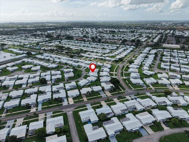 2198 SW 12th Avenue, Boynton Beach, FL 33426