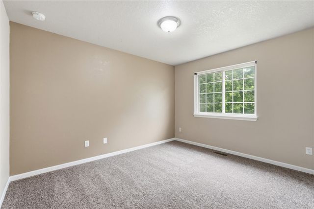 1694 Burr Drive, North Liberty, IA 52317