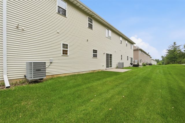1694 Burr Drive, North Liberty, IA 52317
