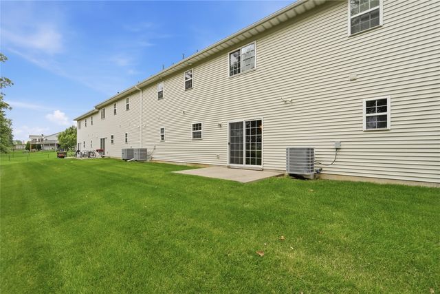 1694 Burr Drive, North Liberty, IA 52317