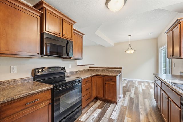 1694 Burr Drive, North Liberty, IA 52317
