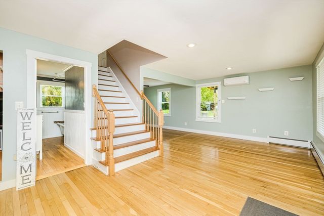 323 Warhurst Ave, Swansea, MA 02777