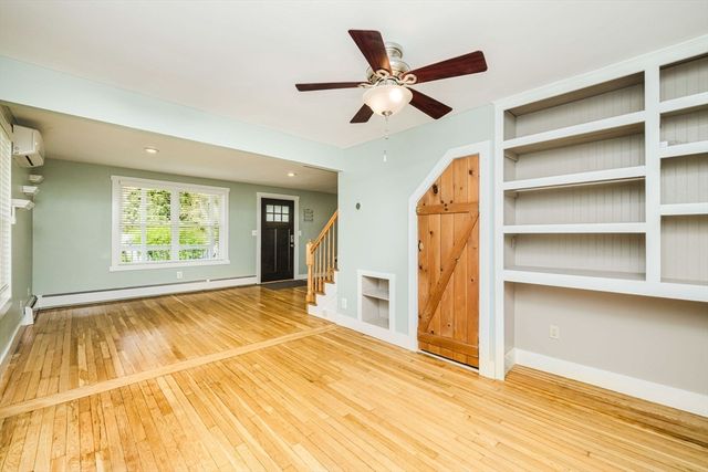 323 Warhurst Ave, Swansea, MA 02777