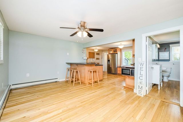 323 Warhurst Ave, Swansea, MA 02777
