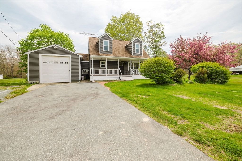 323 Warhurst Ave, Swansea, MA 02777