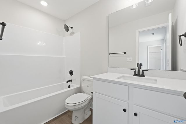 2020 Raspberry Lane, Cullman, AL 35055