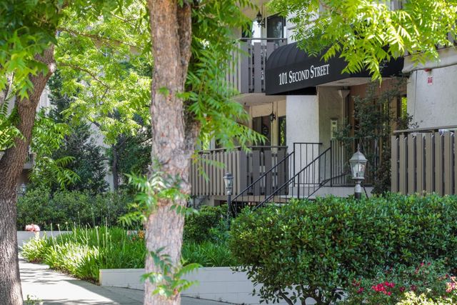 101 2nd Street 2, Los Altos, CA 94022