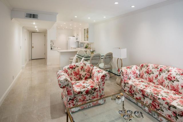 101 2nd Street 2, Los Altos, CA 94022