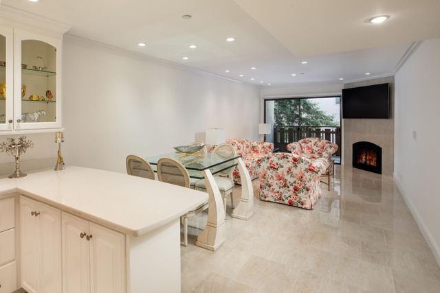 101 2nd Street 2, Los Altos, CA 94022