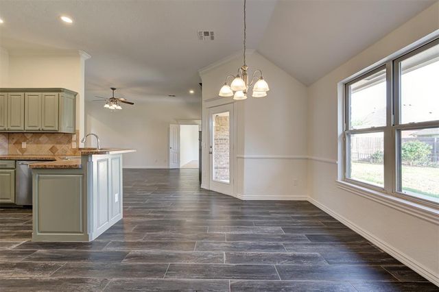 439 NE 20th Street, Newcastle, OK 73065
