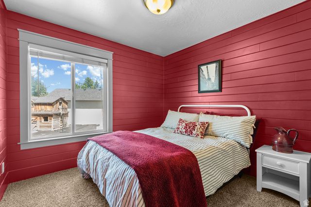1133 S BRIDGECREEK LN, Layton, UT 84041