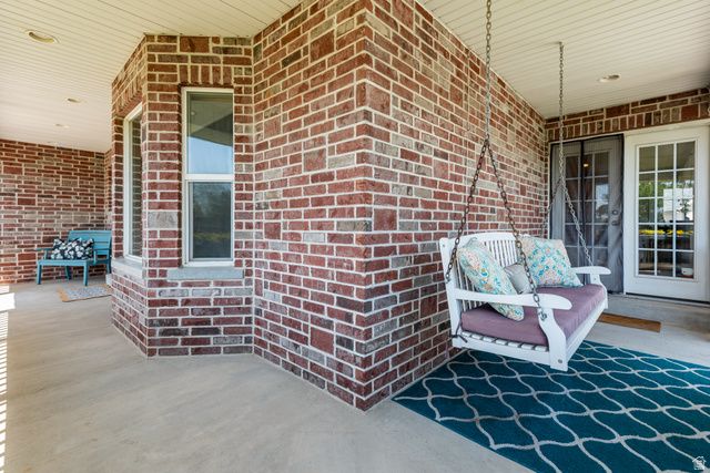 1133 S BRIDGECREEK LN, Layton, UT 84041