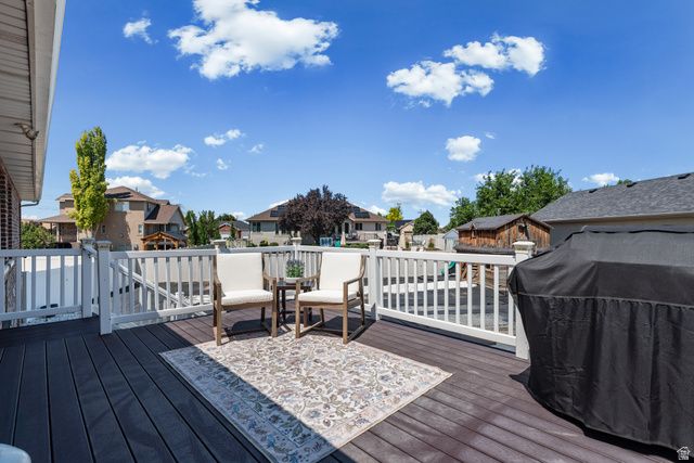 1133 S BRIDGECREEK LN, Layton, UT 84041