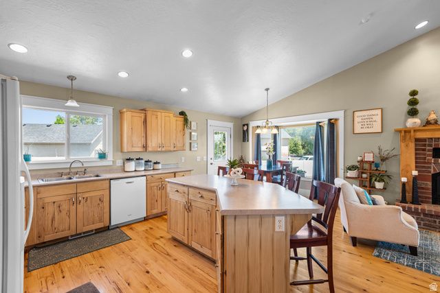 1133 S BRIDGECREEK LN, Layton, UT 84041