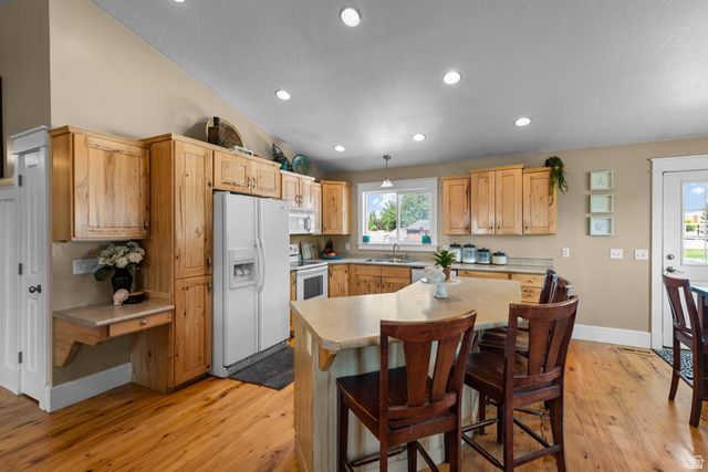1133 S BRIDGECREEK LN, Layton, UT 84041