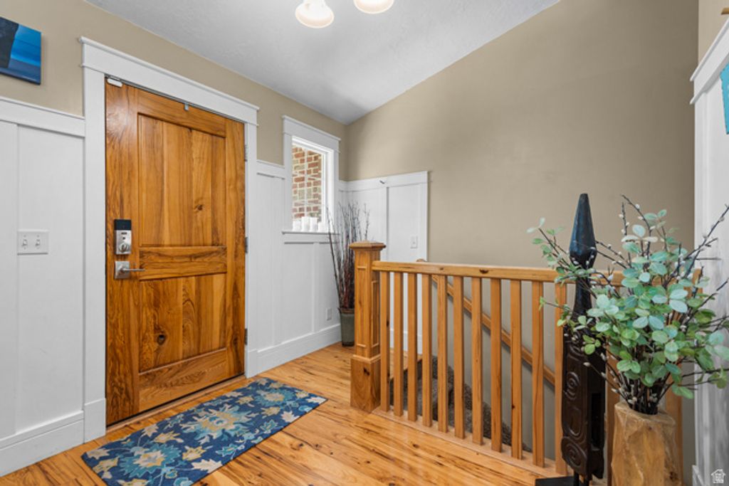 1133 S BRIDGECREEK LN, Layton, UT 84041 — photo 5