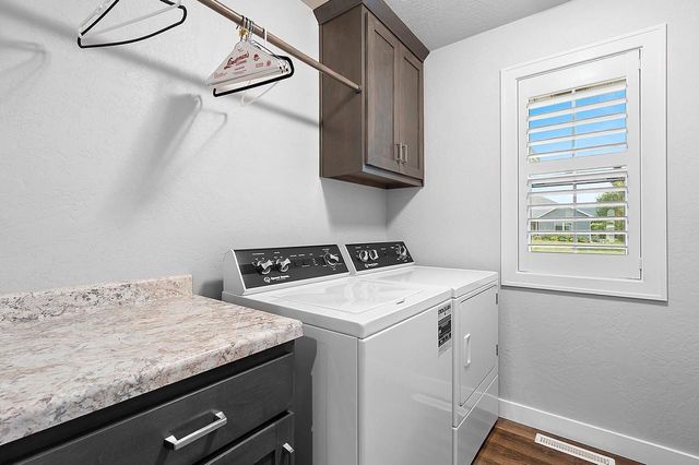 1625 DRUSILLAS WAY, Green Bay, WI 54313