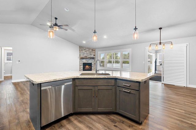 1625 DRUSILLAS WAY, Green Bay, WI 54313