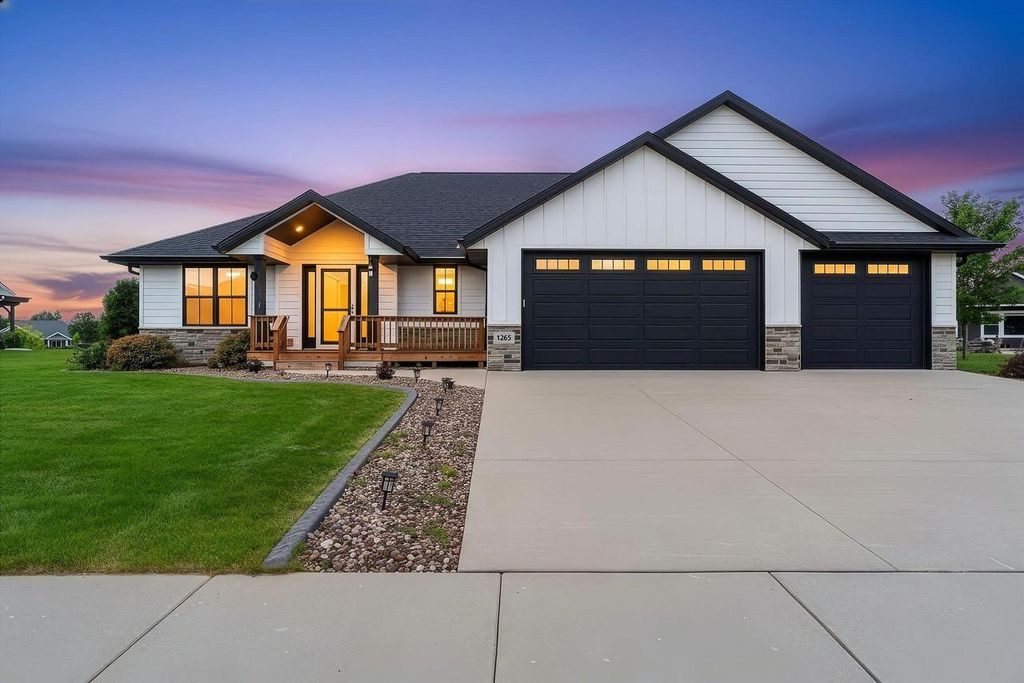 1625 DRUSILLAS WAY, Green Bay, WI 54313