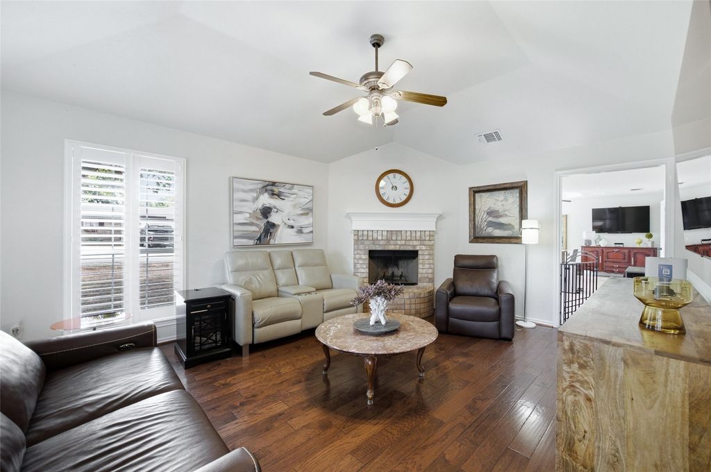 201 W Oak Street, Aledo, TX 76008 — photo 5