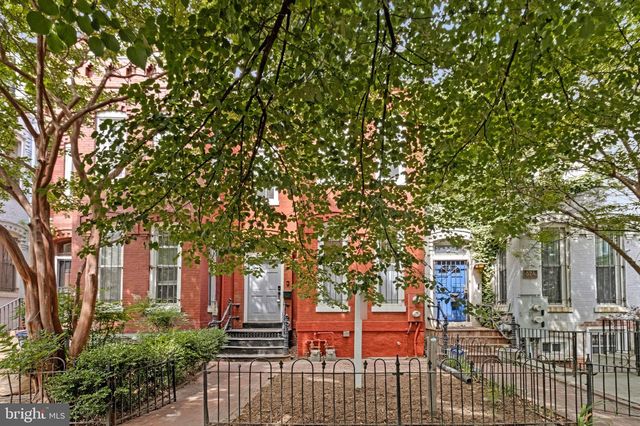 822 5TH ST NE, Washington, DC 20002