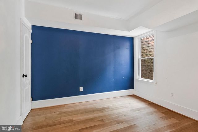 822 5TH ST NE, Washington, DC 20002