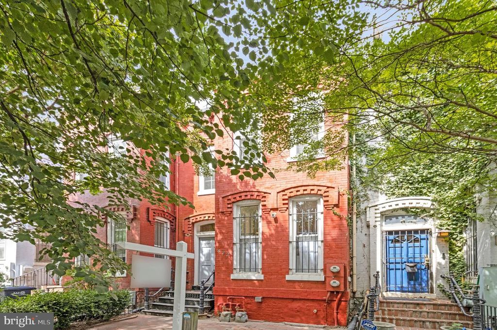 822 5TH ST NE, Washington, DC 20002