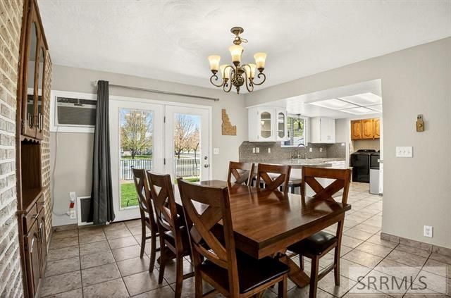 5990 Moses Street, Chubbuck, ID 83202