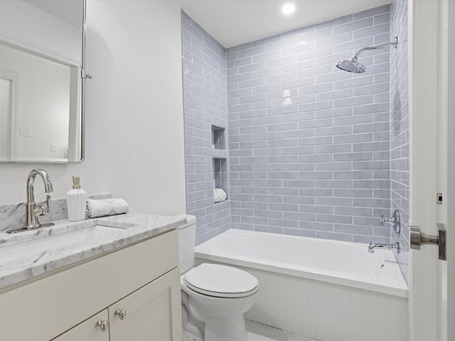 8630 Mediterranean Drive, Dallas, TX 75238