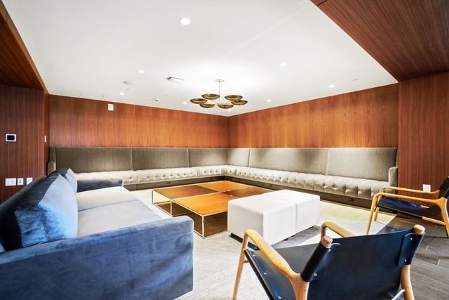 133 Seaport Boulevard 1215, Boston, MA 02210
