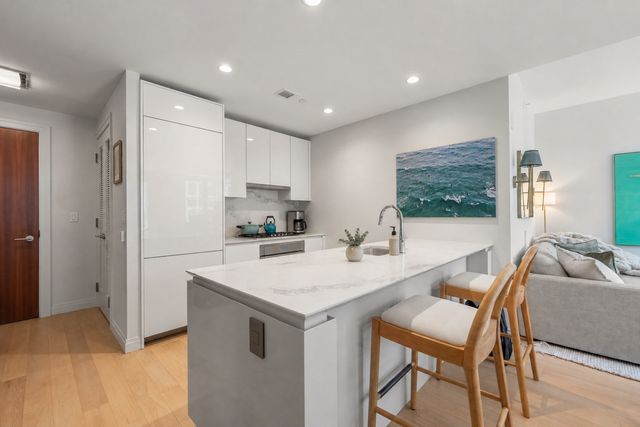 133 Seaport Boulevard 1215, Boston, MA 02210