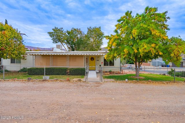 230 W 300 North, La Verkin, UT 84745