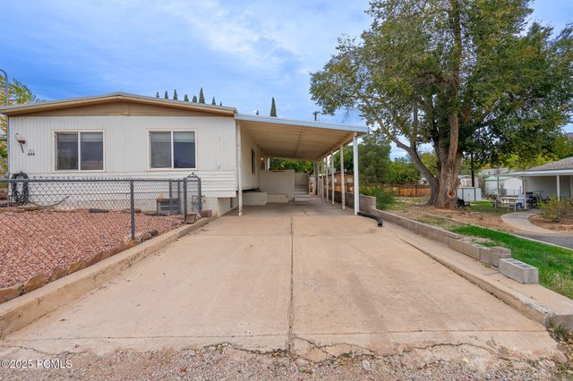 230 W 300 North, La Verkin, UT 84745