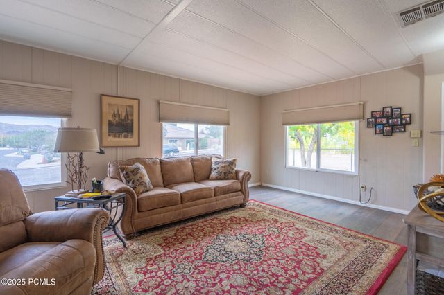 230 W 300 North, La Verkin, UT 84745