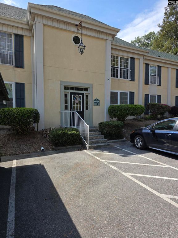 116 Chateau deVille H, Columbia, SC 29206