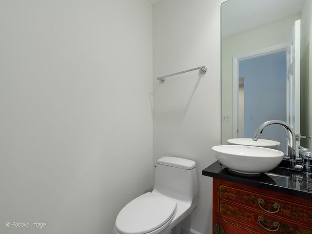 1454 Glencoe Avenue, Highland Park, IL 60035