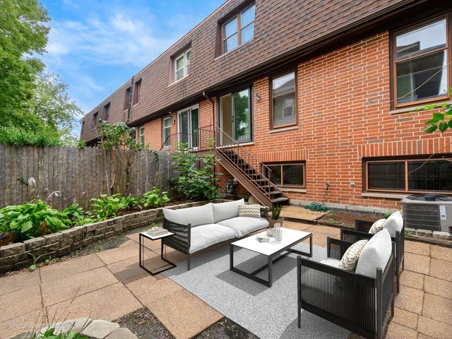 1454 Glencoe Avenue, Highland Park, IL 60035