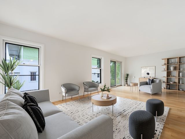 1454 Glencoe Avenue, Highland Park, IL 60035