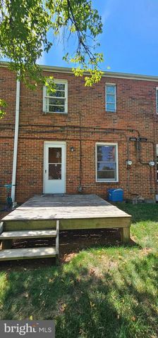 204 E WHITLOCK AVE, Winchester, VA 22601