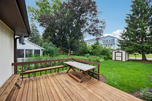 109 Weaver Drive, Cary, IL 60013