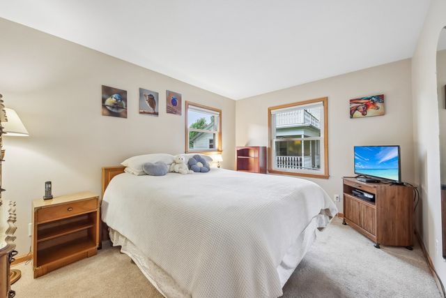 109 Weaver Drive, Cary, IL 60013