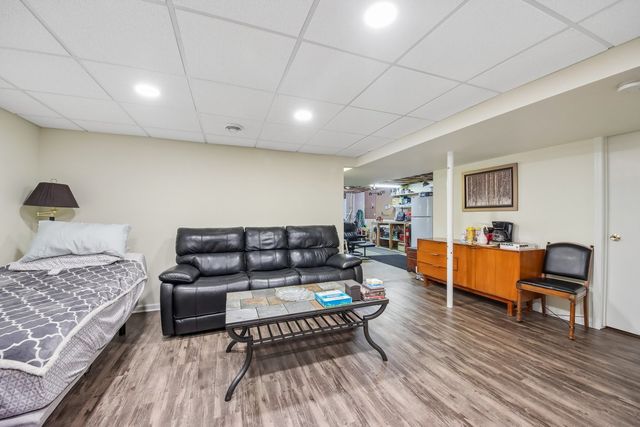 109 Weaver Drive, Cary, IL 60013