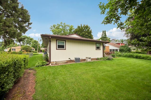 109 Weaver Drive, Cary, IL 60013