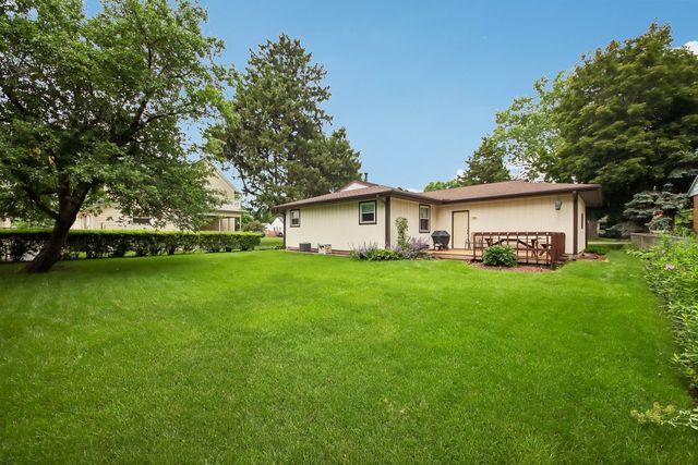 109 Weaver Drive, Cary, IL 60013