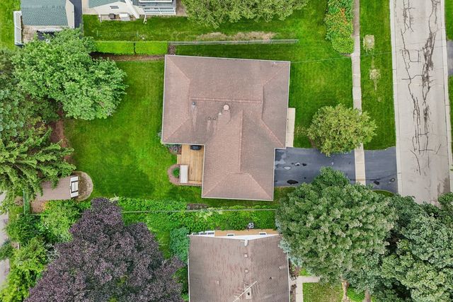 109 Weaver Drive, Cary, IL 60013