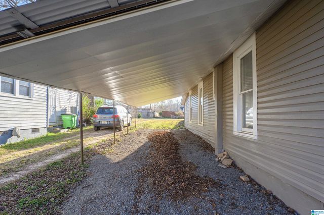 8441 THOMAS AVENUE, Leeds, AL 35094