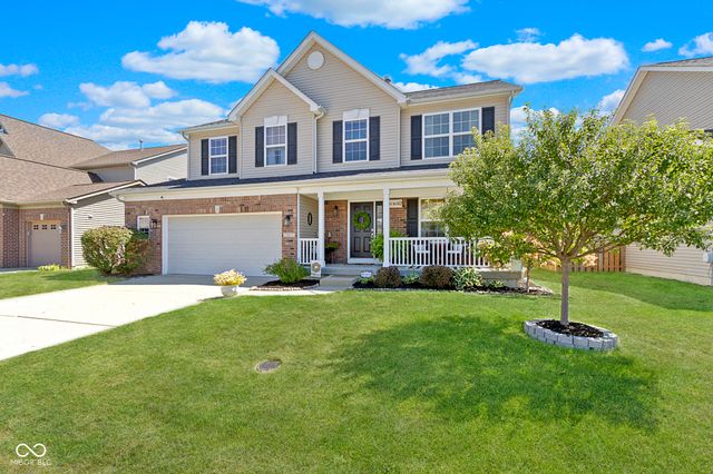 7827 Wedgetail Drive, Zionsville, IN 46077