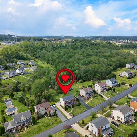 1008 Dunedin Dr, Hempfield Twp, PA 15601